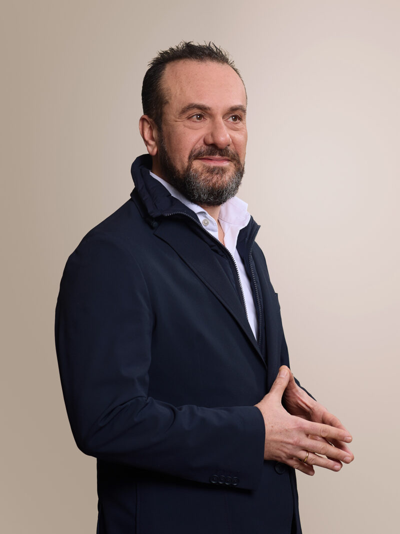 rafael_nielen-schuman10584fem_schook