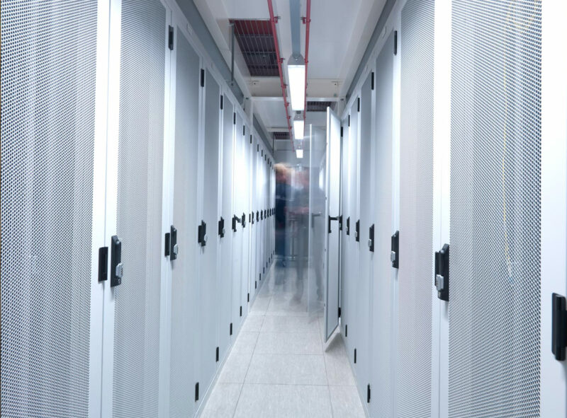 nielenschuman_datacenter_02